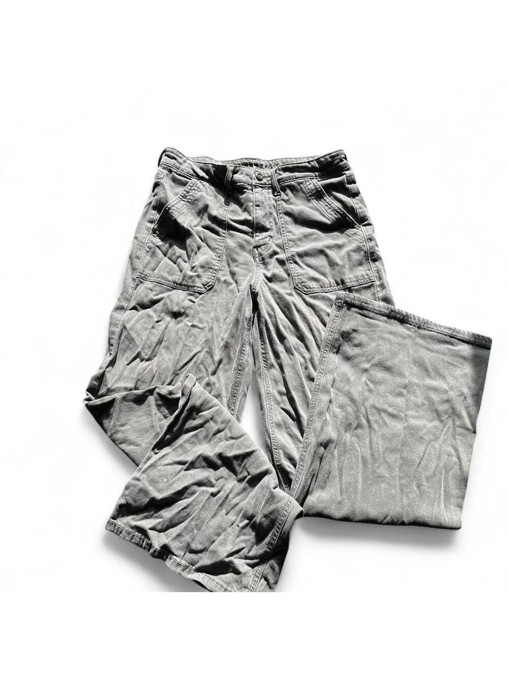 American Eagle Super High-Rise Baggy Wide-Leg Pants Size 6